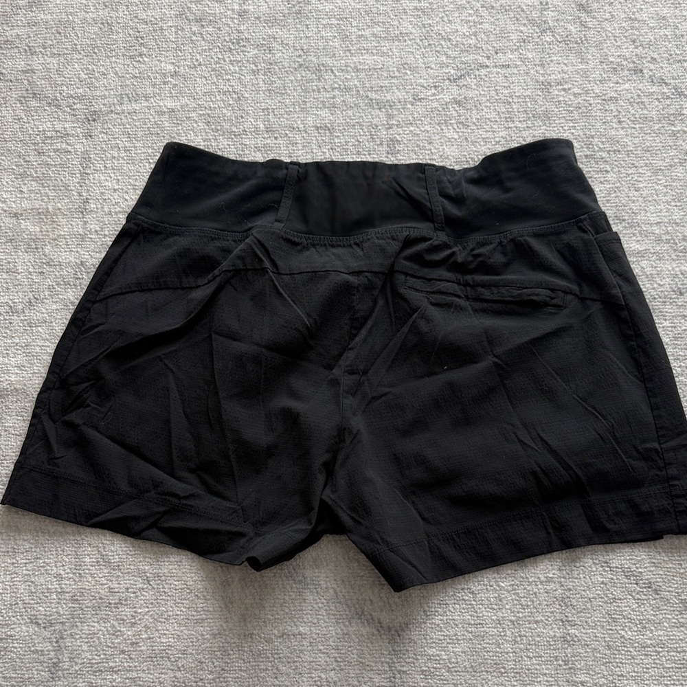 Athleta Trekkie Black Shorts - Picture 2 of 3